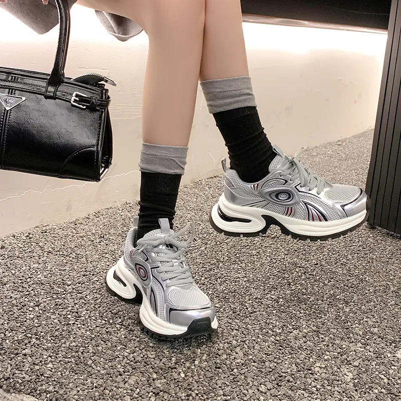 MIS. DANNY Abrasion Resistant Low Top Chunky Sneakers Women's Silver-4