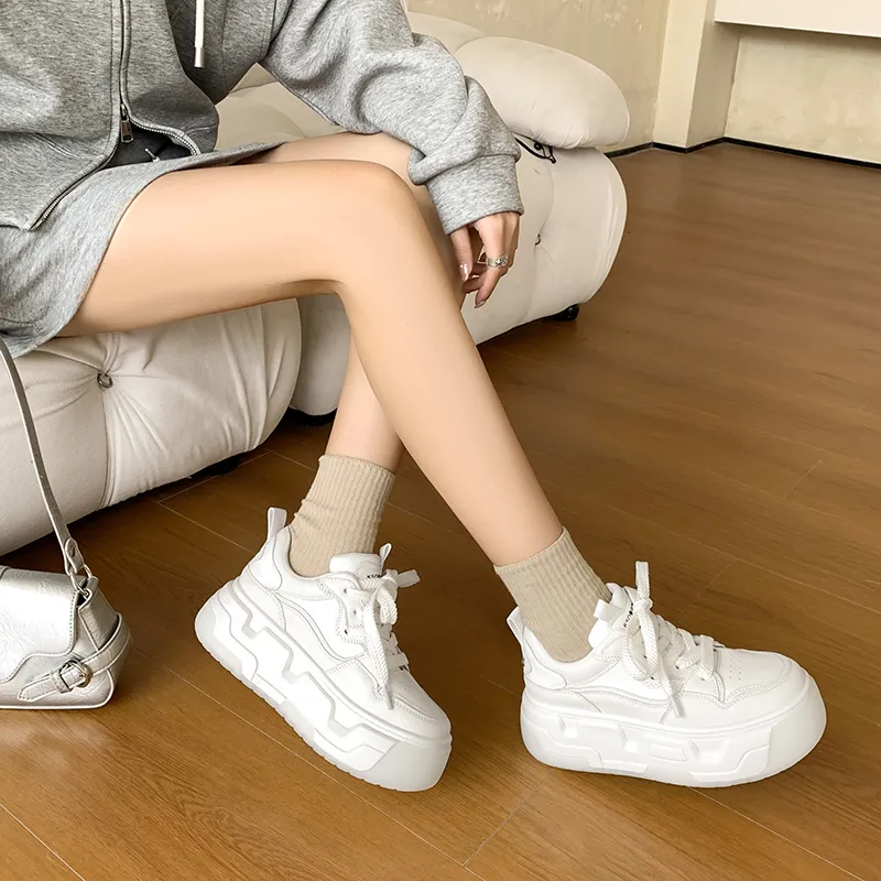 MIS. DANNY Low-Top Skateboard Shoes Women's-6