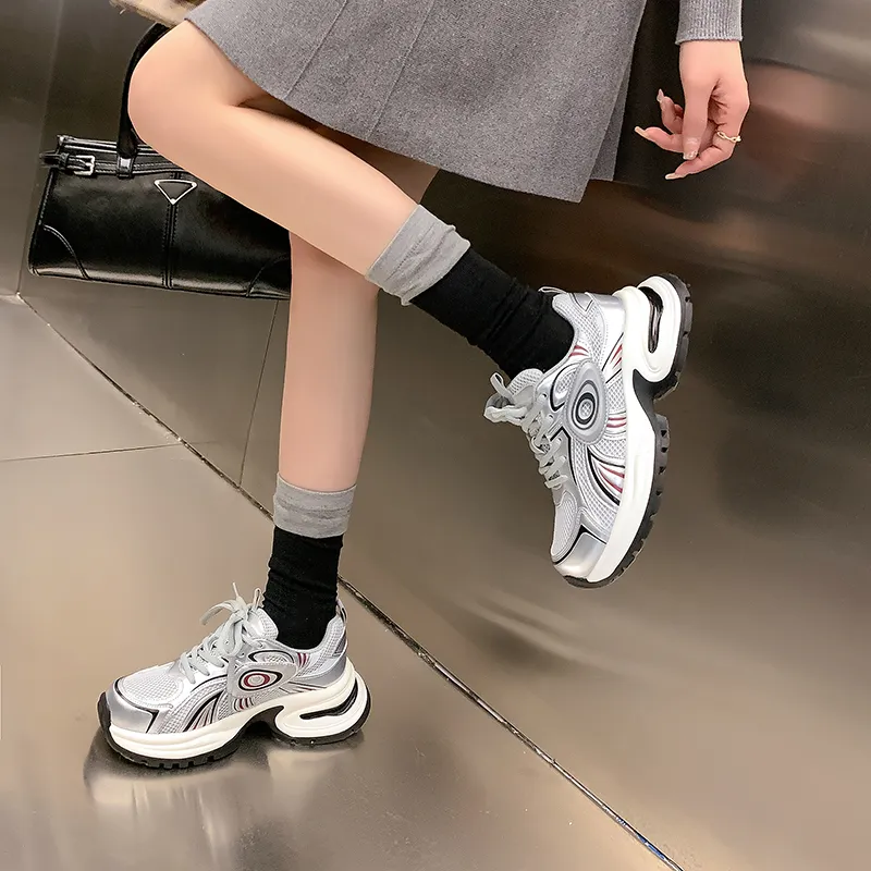 MIS. DANNY Abrasion Resistant Low Top Chunky Sneakers Women's Silver-2