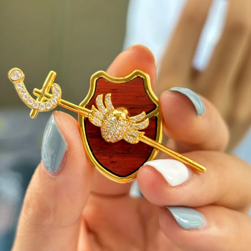CIGA LONG Red Rosewood Brooches Unisex-1