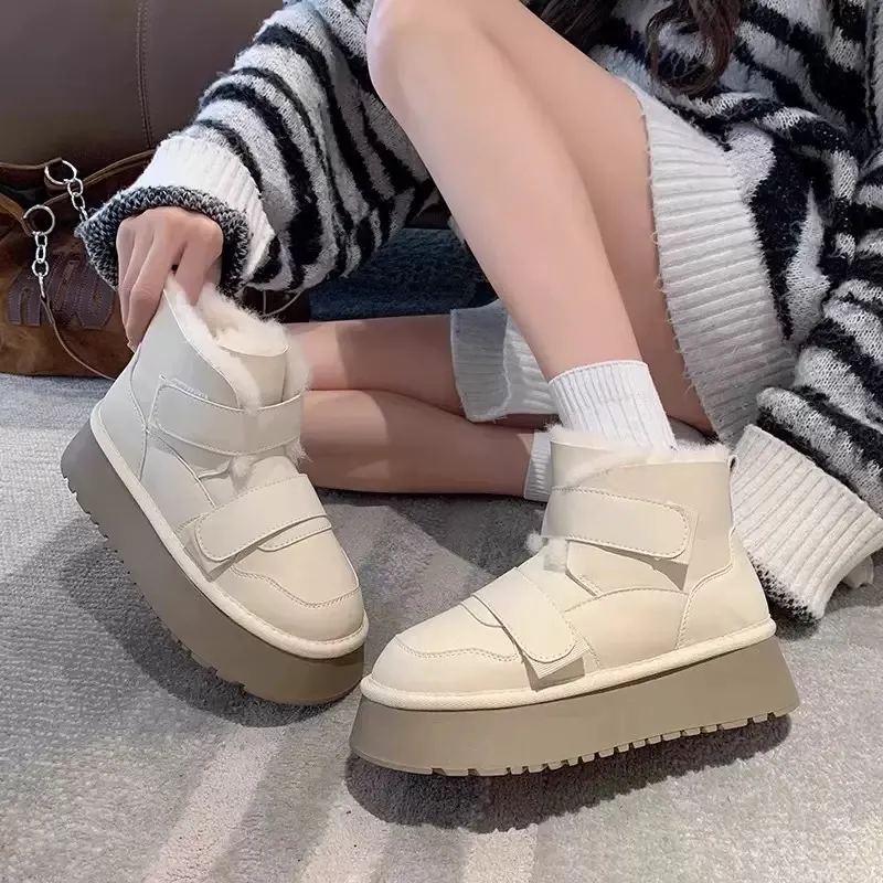 LIANGHUO Warm Wear Resistant Height Increasing Slip Resistant Coverage Short Snow Boots Women's-1