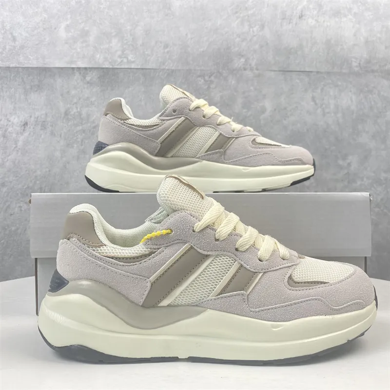 LIANGHUO Anti-Slip And Wear-Resistant Breathable Low-Top Chunky Sneakers Unisex-19