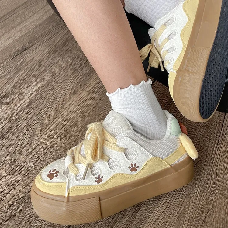 LIANGHUO Slip Resistant Cushioning Impact Resistance Wear Resistant Low Top Skateboard Shoes Women's Yellow-3
