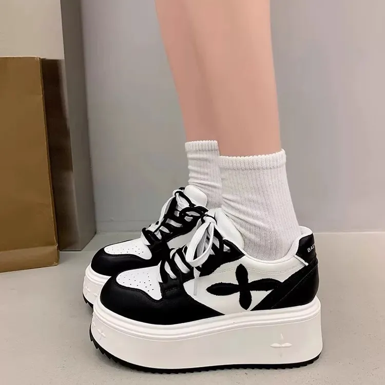LIANGHUO Slip Resistant Cushioning With Impact Resistance Low Top Skateboard Shoes Women's-1