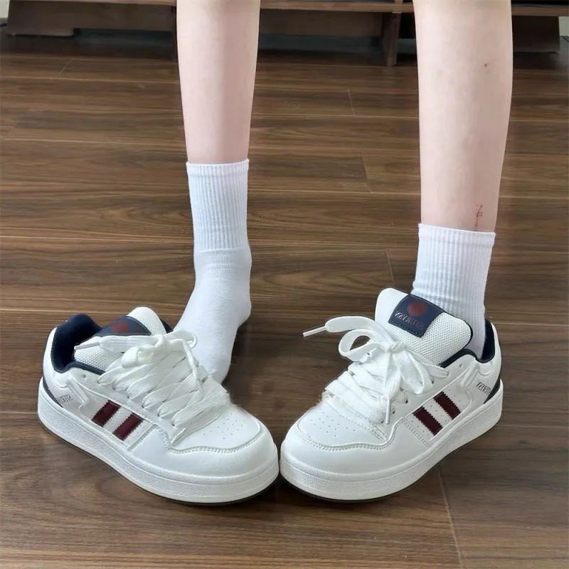LIANGHUO Anti Slip Wear Resistant Low Top Skateboard Shoes Unisex White Blue Red Box Included-3