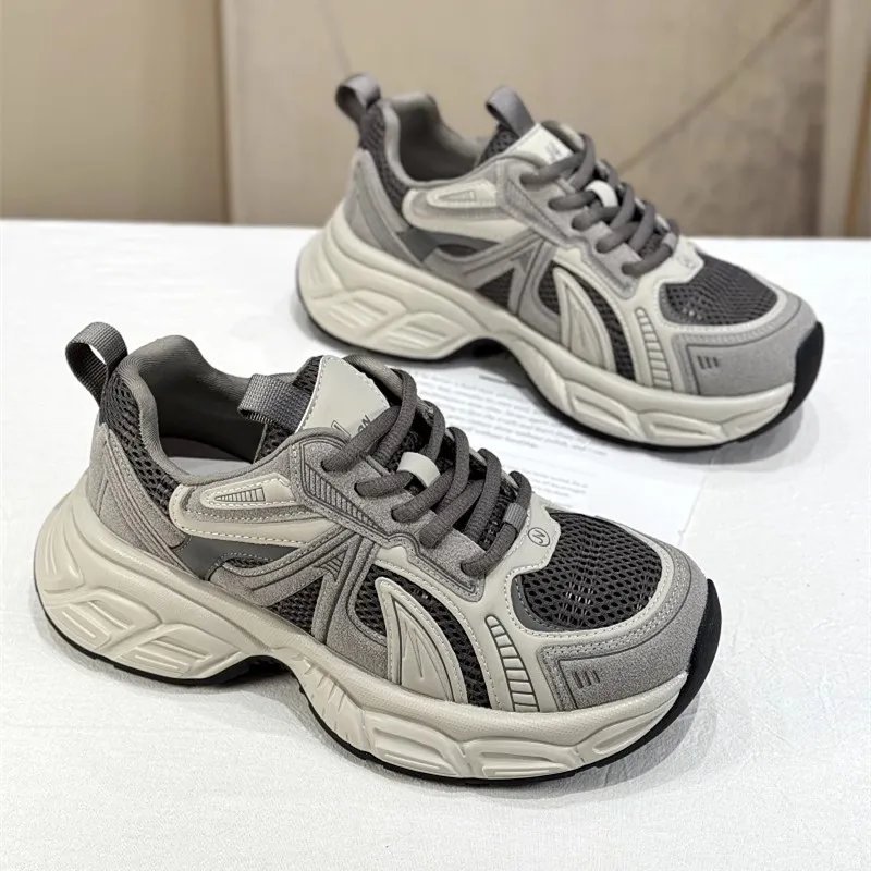 LIANGHUO Anti-Slip And Wear-Resistant Height Increasing Coverage Low-Top Chunky Sneakers Women's-3