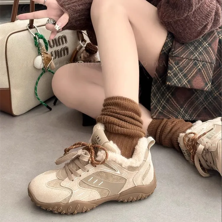 LIANGHUO Cushioned Slip Resistant Coverage Lightweight Warm Low Top Casual Shoes Women's Milk Tea Beige-2
