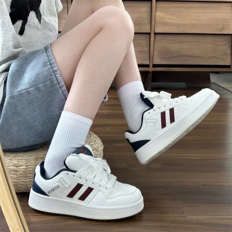 LIANGHUO Anti Slip Wear Resistant Low Top Skateboard Shoes Unisex White Blue Red Box Included-2