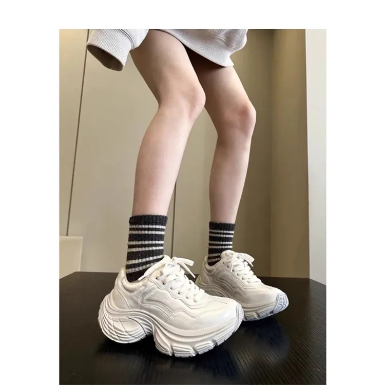 LIANGHUO Cushioning Anti Slip Wear Resistant Impact Resistant Low Top Chunky Sneakers Women's Champagne Silver-2