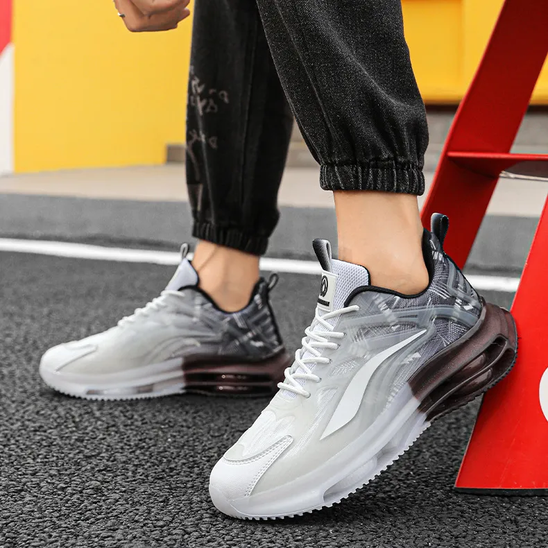 LIANGHUO Cushioning Anti-Slip Wear-Resistant Impact-Resistant Low-Top Running Shoes Unisex-1
