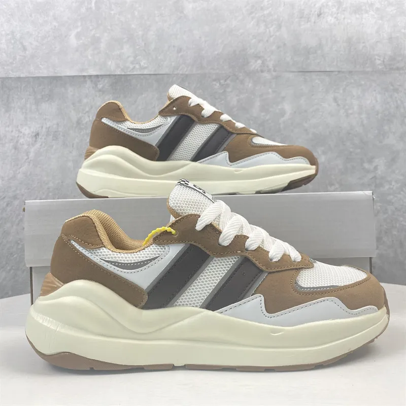 LIANGHUO Anti-Slip And Wear-Resistant Breathable Low-Top Chunky Sneakers Unisex-25