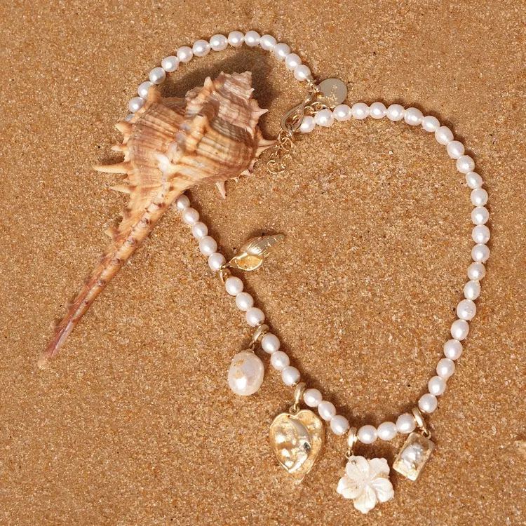 Lost In Echo Freshwater Pearl Necklaces Women's-1