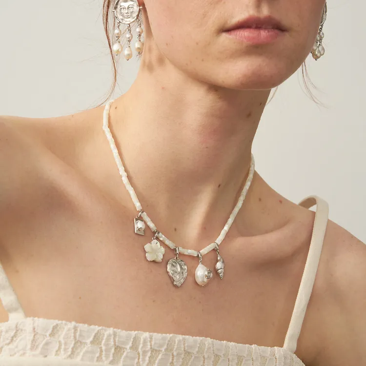 Lost In Echo Shell Necklaces Women's-8