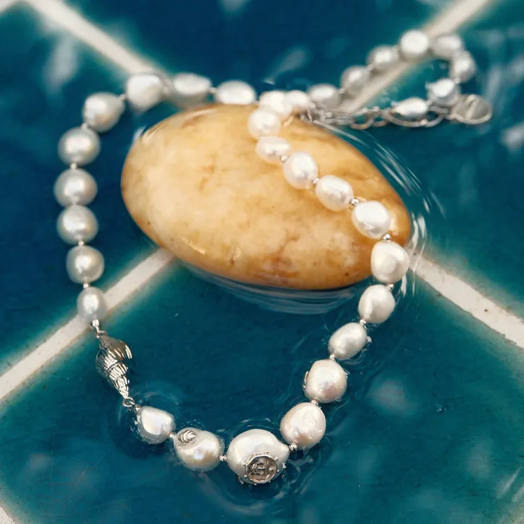 Lost In Echo Freshwater Pearl Necklaces Women's-6
