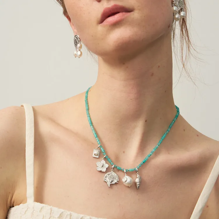 Lost In Echo Shell Necklaces Women's-4
