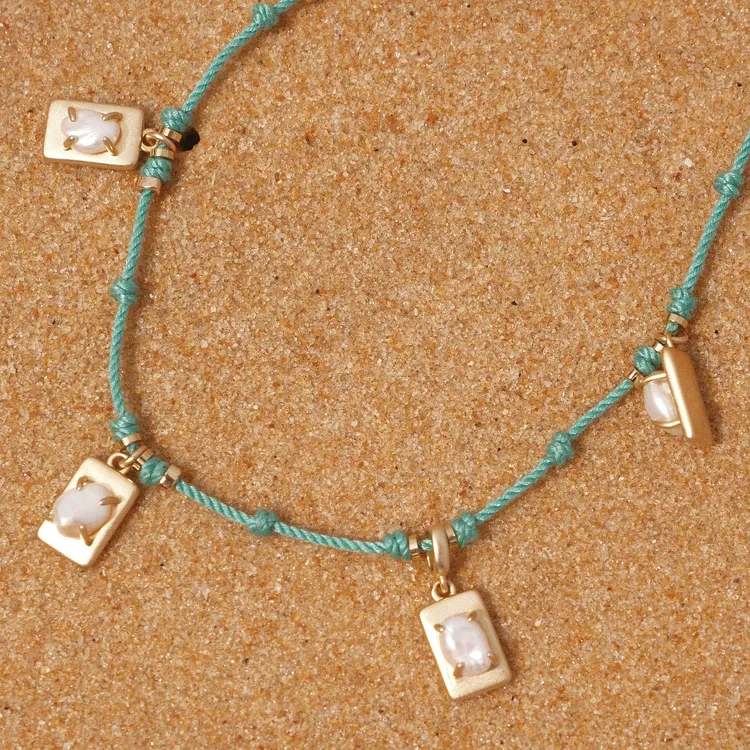Lost In Echo Freshwater Pearl Necklaces Women's-2