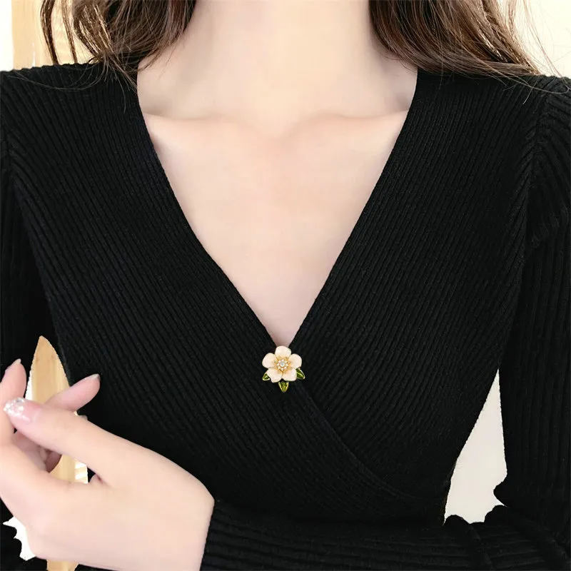 GAGA Brooches Women's-1