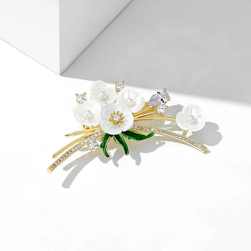 GAGA Alloy Brooches Women's Gold-6