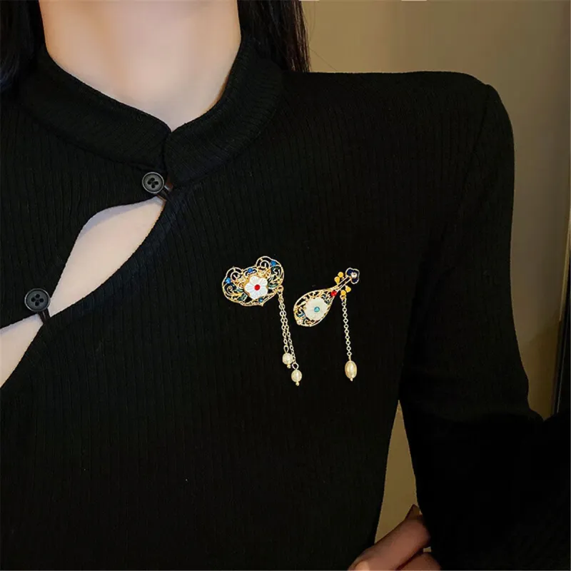 GAGA Brooches Women's-2