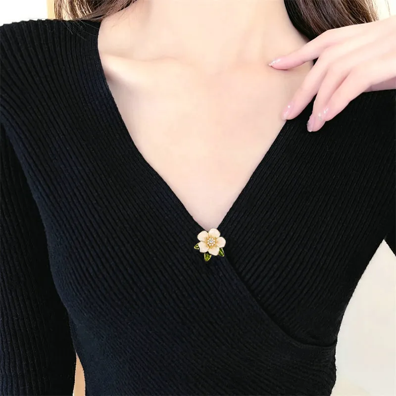 GAGA Brooches Women's-3