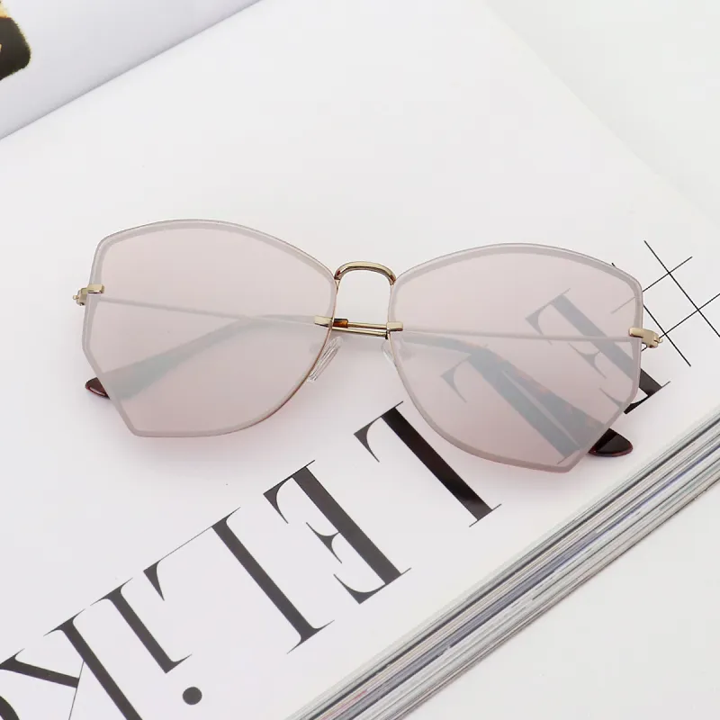 Pair Ponyo Metal Irregular Shape Sunglasses Unisex Gold-5