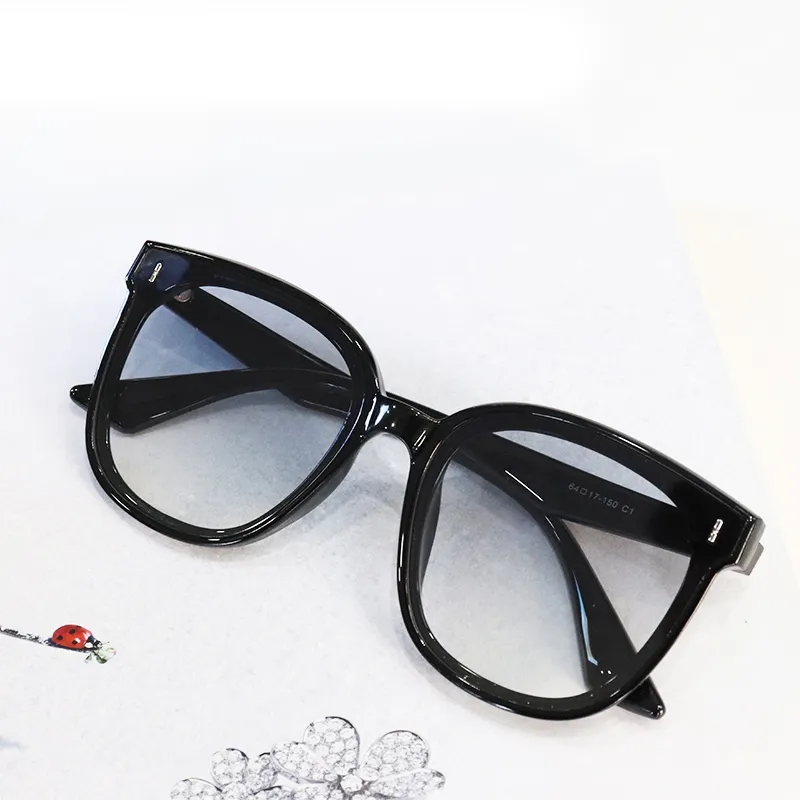 Pair Ponyo TR/Memory Plastic Square Sunglasses Unisex Black Gradient Blue-1