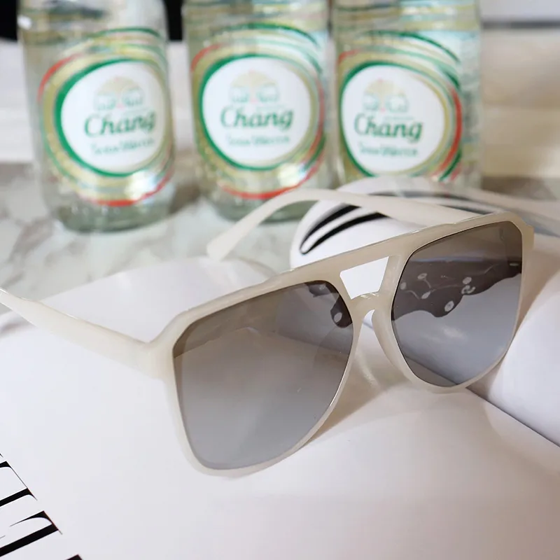 Pair Ponyo PC Oval Sunglasses Unisex Milk White-3