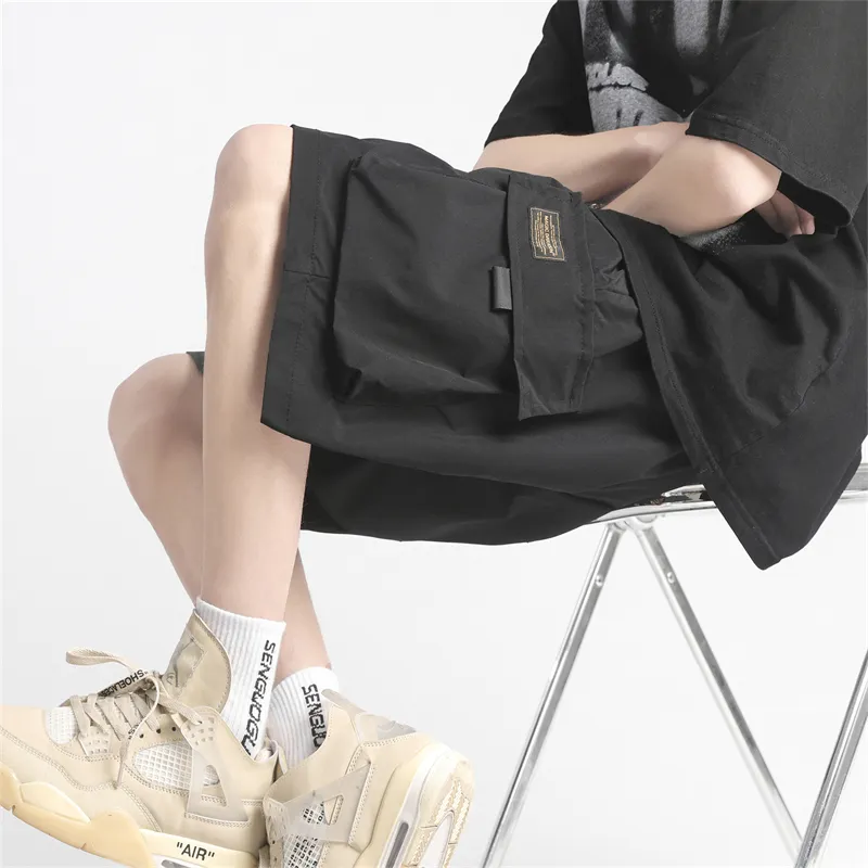 WARNING LIGHT Cargo Shorts Unisex-5