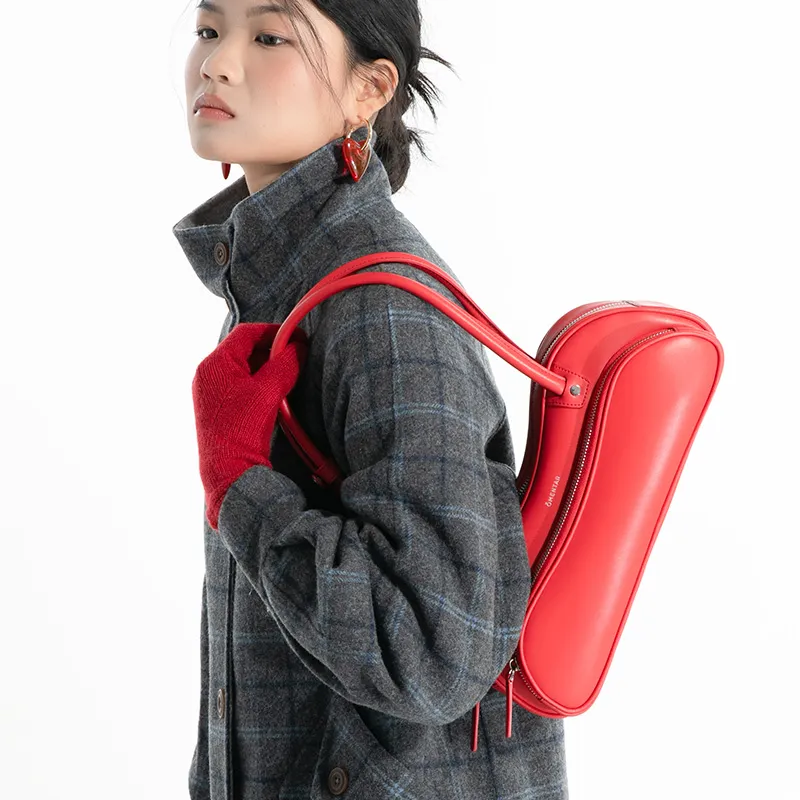Omentar Cow Leather Shoulder Bag Women's Red-5