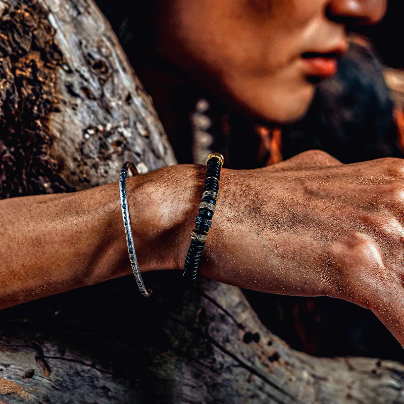 Cuud Coconut Shell Bracelets Unisex-4
