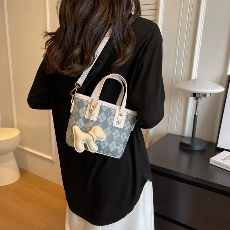 ResNonverba Handbags-22