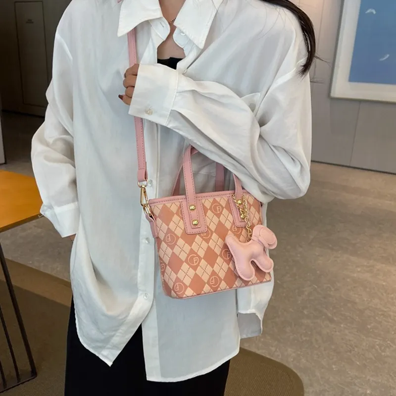 ResNonverba Handbags-9