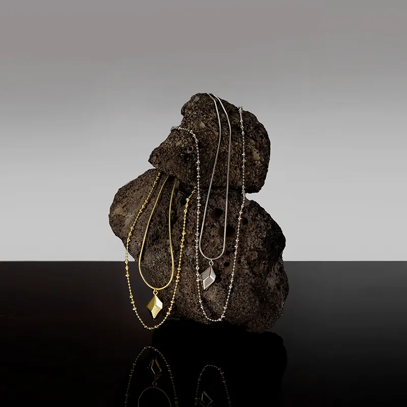 VIGG Necklaces Women's-1