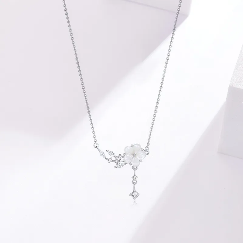 Silver Trim Alloy Necklaces Women's-1
