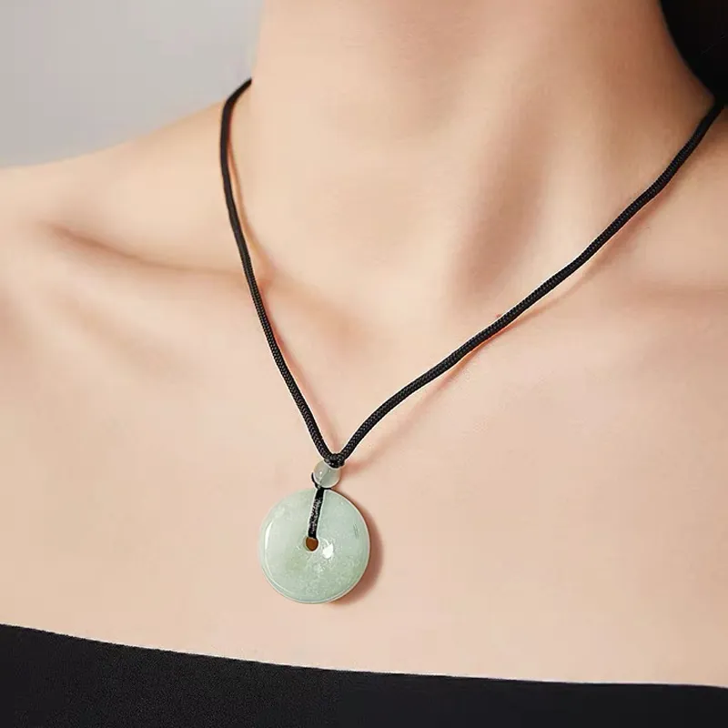 KING TAI SANG Jadeite Necklaces Unisex-1