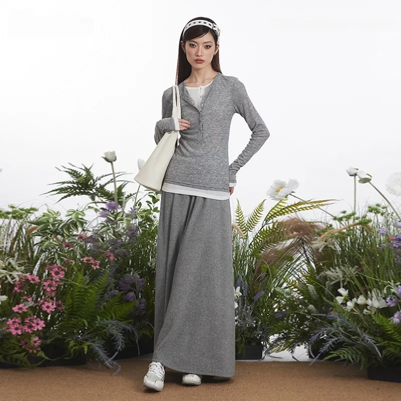 Gentle welcome T Shirts Women's-2