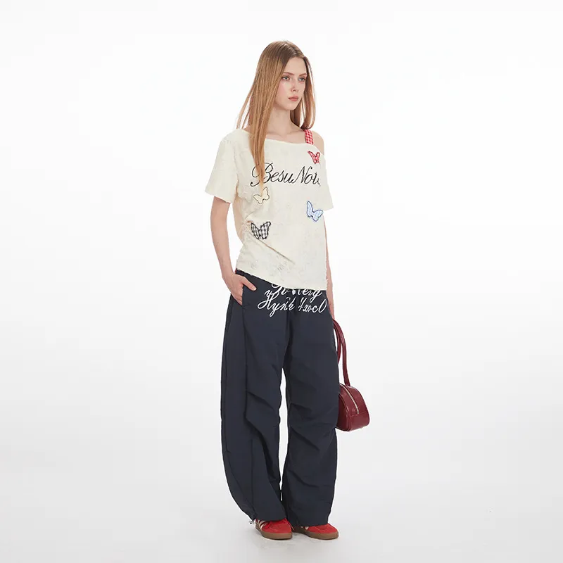 Gentle welcome T Shirts Women's-3
