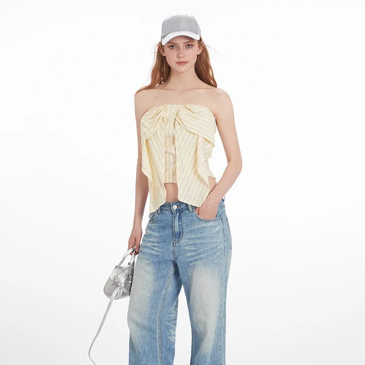 Gentle welcome T Shirts Women's-3