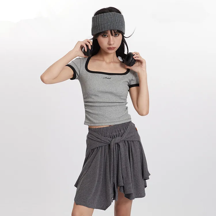 Gentle welcome T Shirts Women's-4
