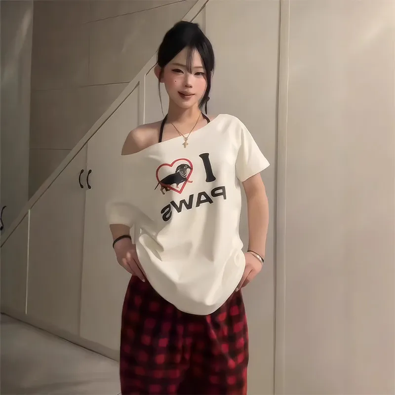 Gentle welcome T Shirts Women's-1