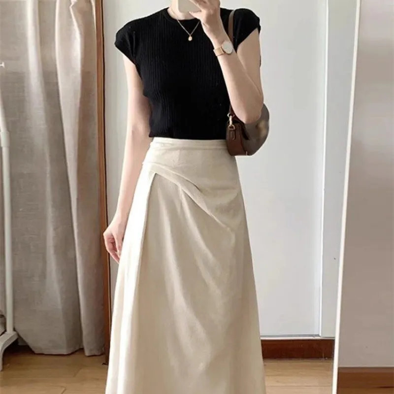 Gentle Welcome Skirt Set Women's-3