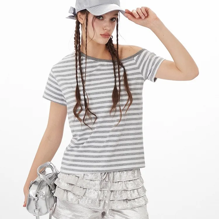 Gentle welcome T Shirts Women's-3
