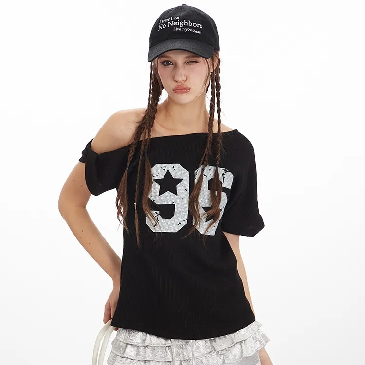 Gentle welcome T Shirts Women's-1