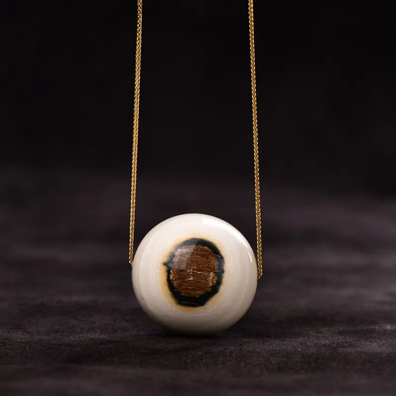 Gu He Jade Necklaces Unisex-1
