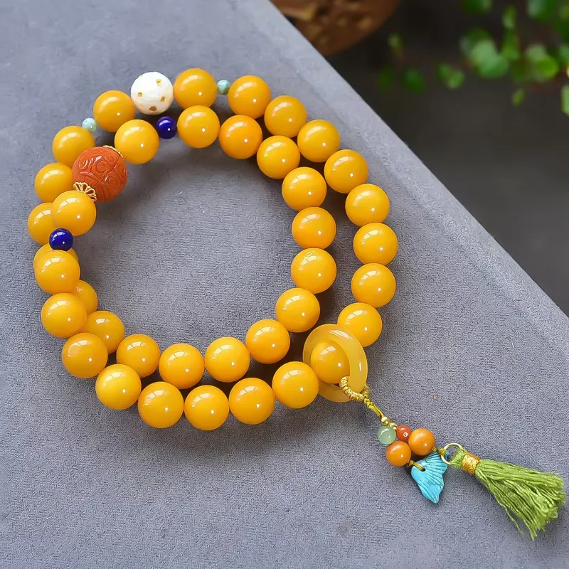 Gu He Amber/Beeswax Bracelets Unisex-3