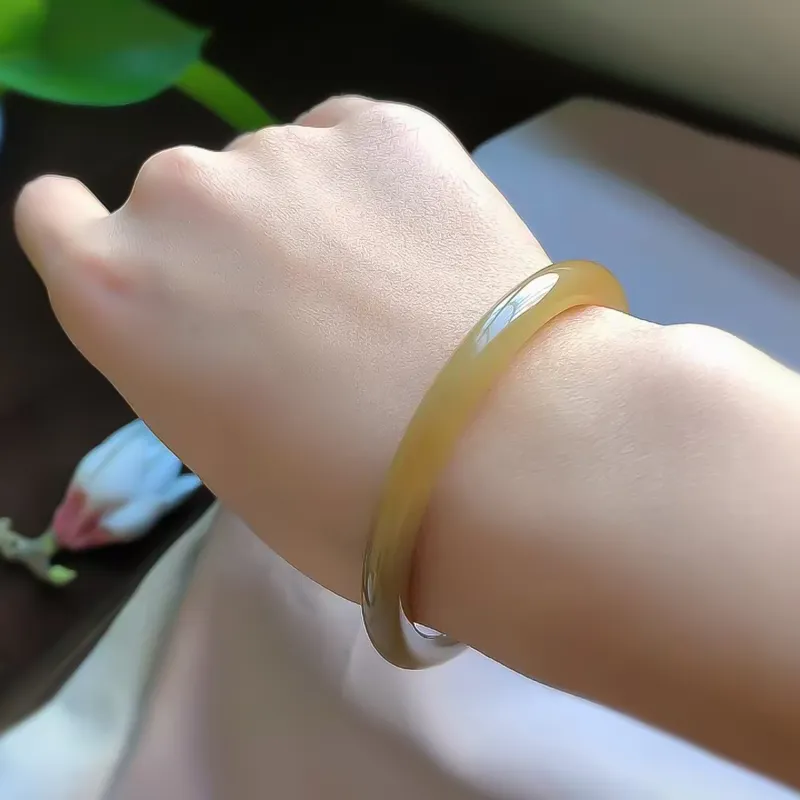 Gu He Hetian Jade Bangles Sugar Jade Unisex-3