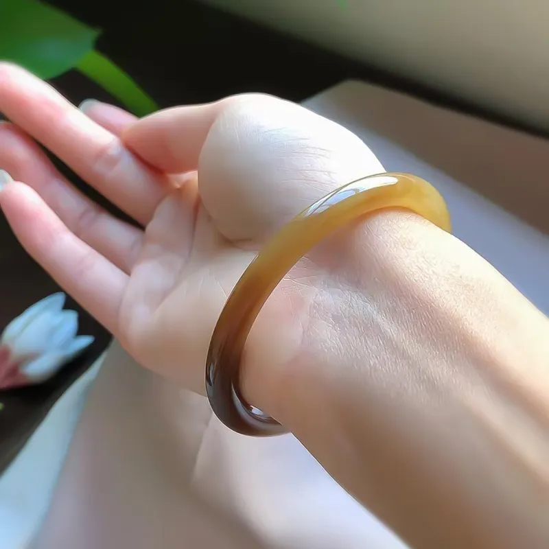 Gu He Hetian Jade Bangles Sugar Jade Unisex-5