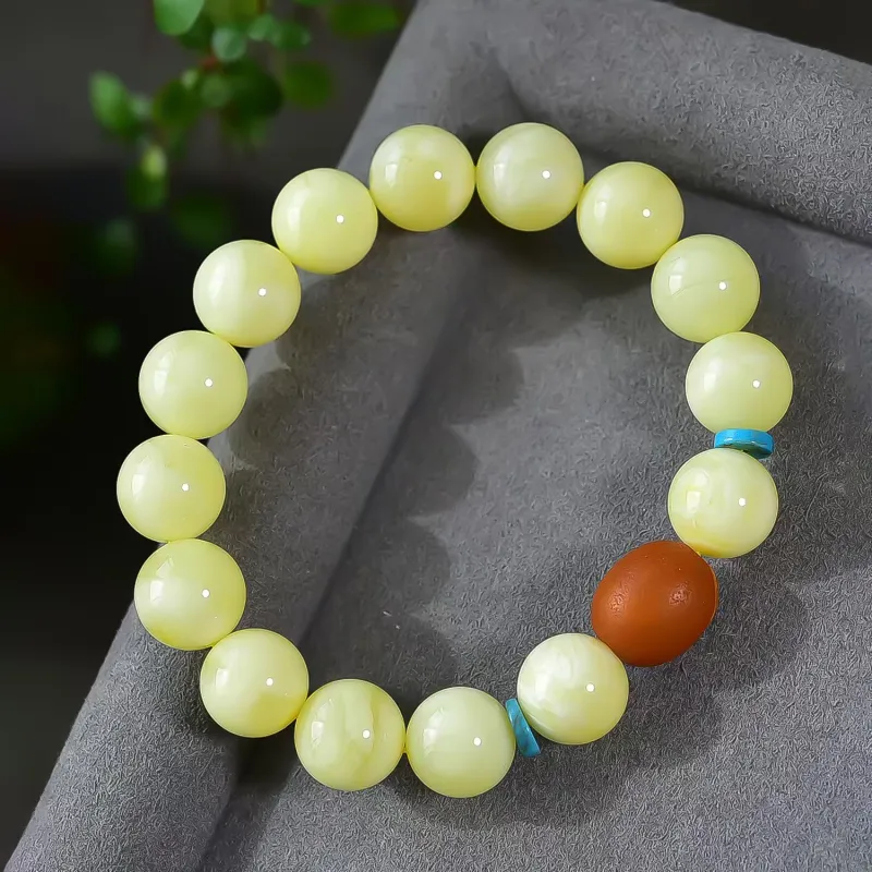 Gu He Amber/Beeswax Bracelets Unisex-6