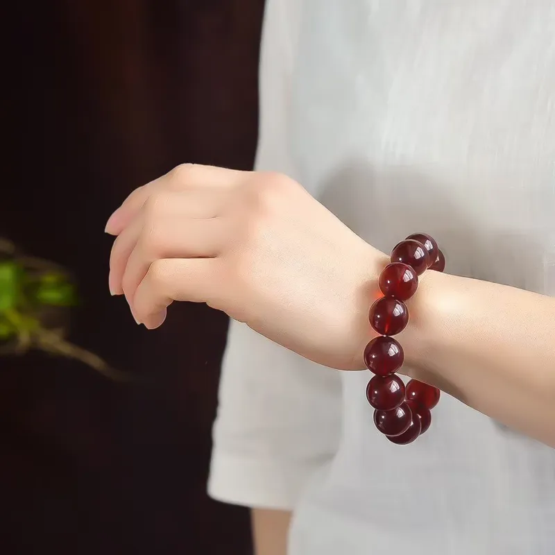 Gu He Amber/Beeswax Bracelets Unisex-6