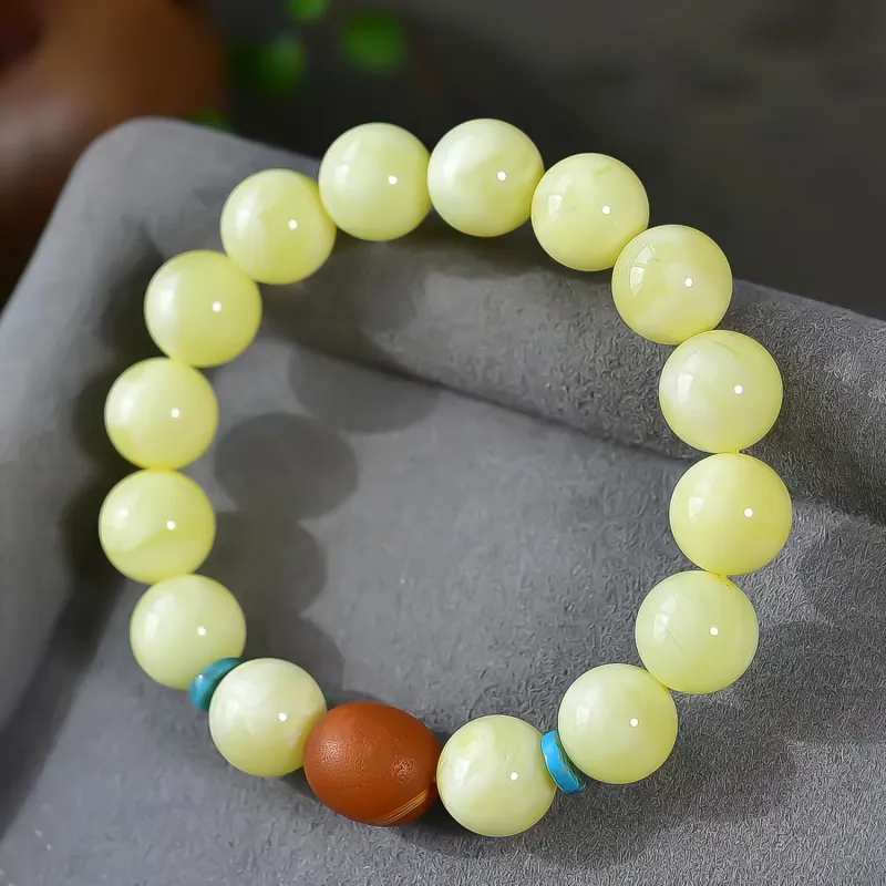 Gu He Amber/Beeswax Bracelets Unisex-3
